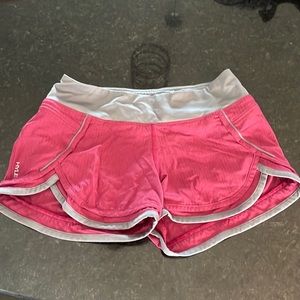 Hylete shorts size small barely worn